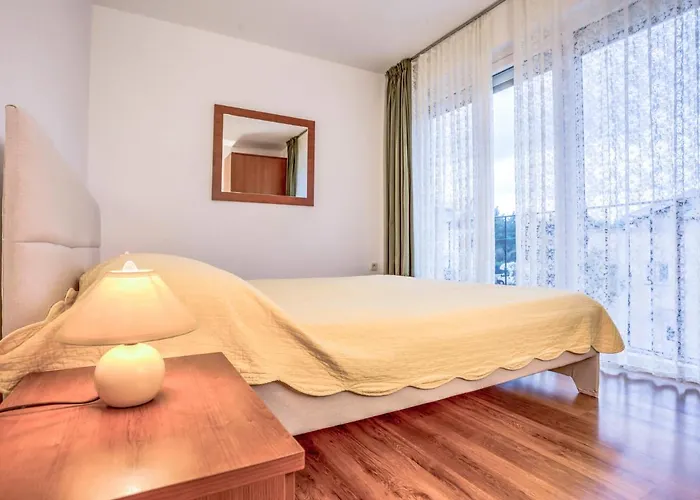 File-4 By Interhome *